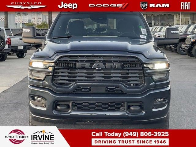 2026 RAM 3500 RAM 3500 BIG HORN CREW CAB 4X4 8' BOX