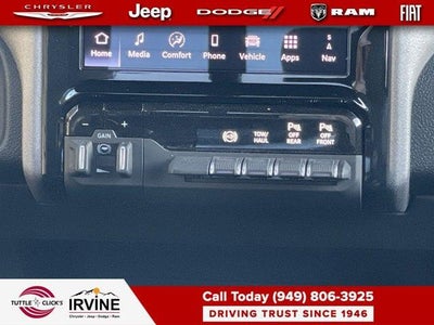 2026 RAM 2500 RAM 2500 BLACK EXPRESS CREW CAB 4X4 6'4' BOX
