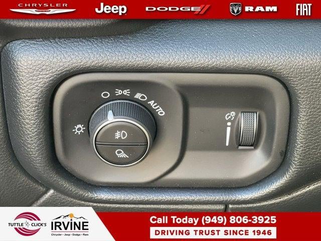 2026 RAM 2500 RAM 2500 BLACK EXPRESS CREW CAB 4X4 6'4' BOX