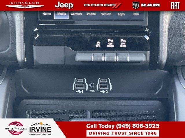 2026 RAM 1500 RAM 1500 BIG HORN CREW CAB 4X4 5'7' BOX