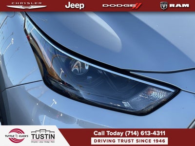 2023 Toyota Highlander Hybrid LE