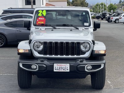 2024 Jeep Gladiator Sport S