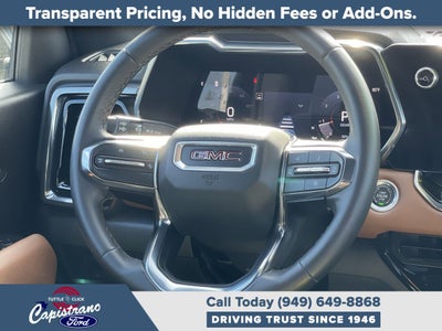 2024 GMC Canyon 4WD AT4