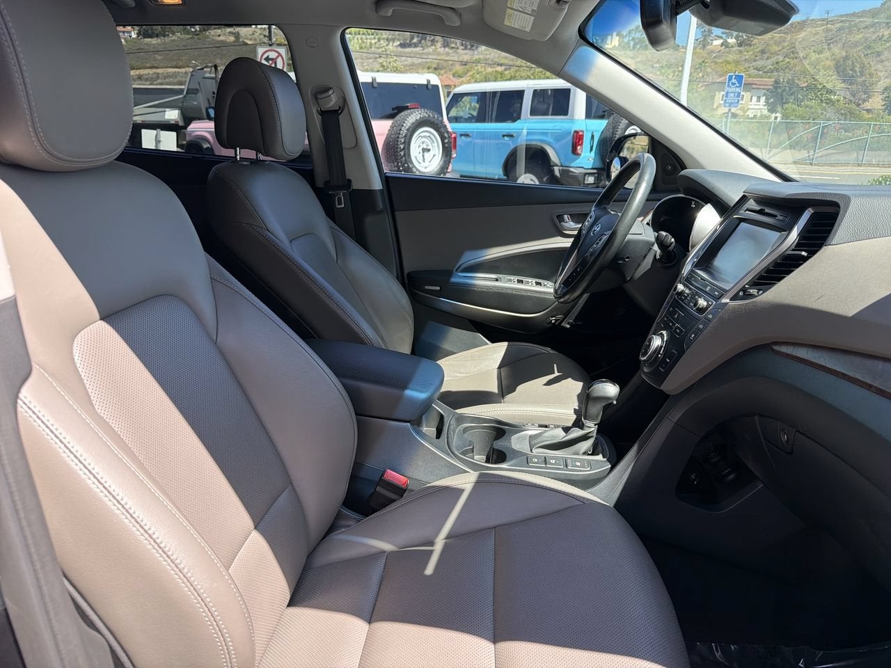 2017 Hyundai Santa Fe Limited Ultimate