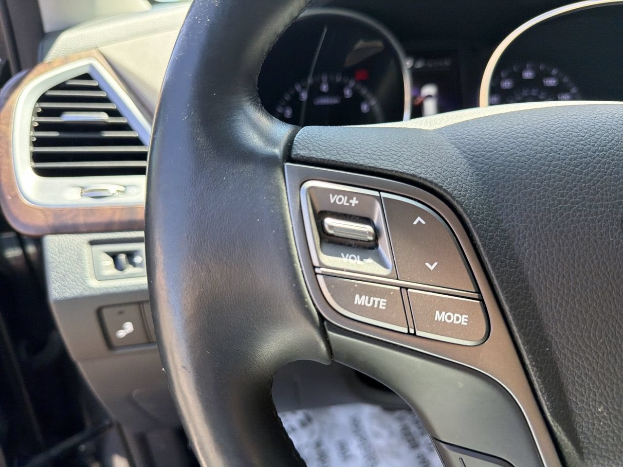 2017 Hyundai Santa Fe Limited Ultimate
