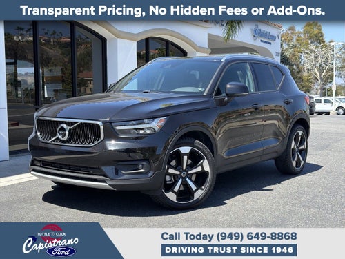 2020 Volvo XC40 Momentum