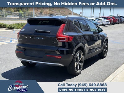 2020 Volvo XC40 Momentum